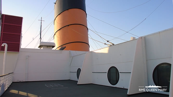 Deck space besides the second funnel