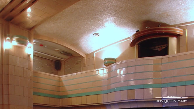 The Cabin-class Swimming Pool